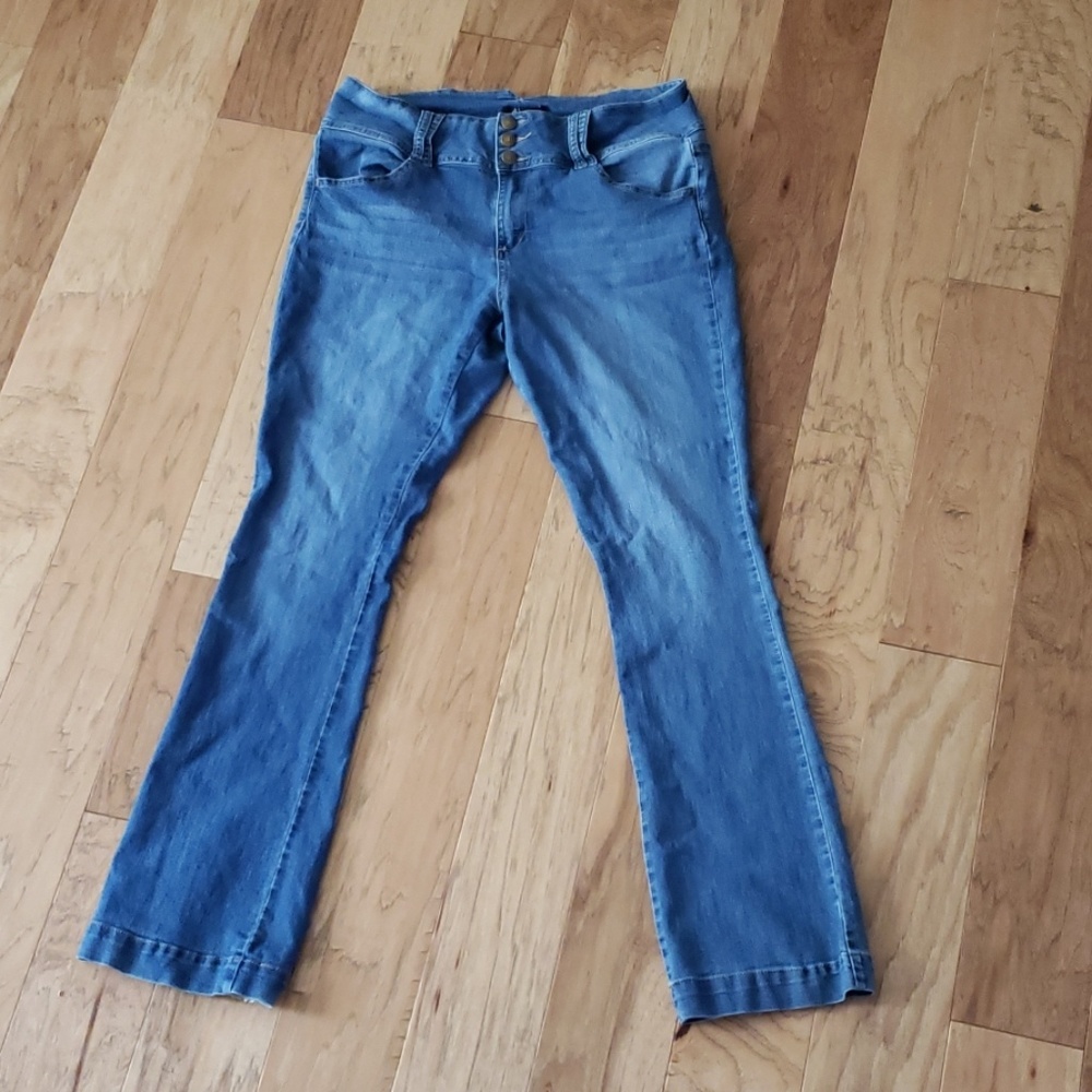 D.jeans size 14